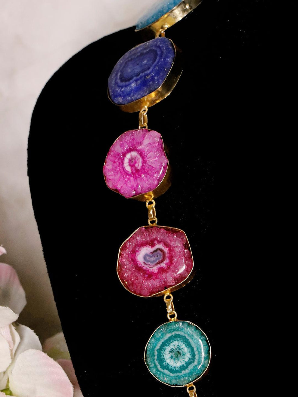 Semi-precious stone Antique necklace