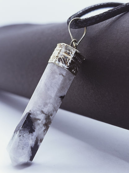 Moonstone ( bullet pendant)