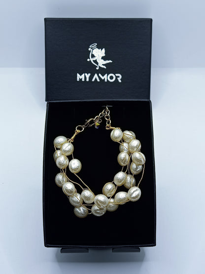 Celebrity Choice South Sea Gems Pearl Bracelet For Stylish and Modern Women (Matches With Every Outfit)