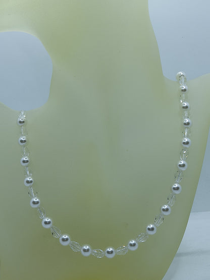 Statement Pearl Necklaces