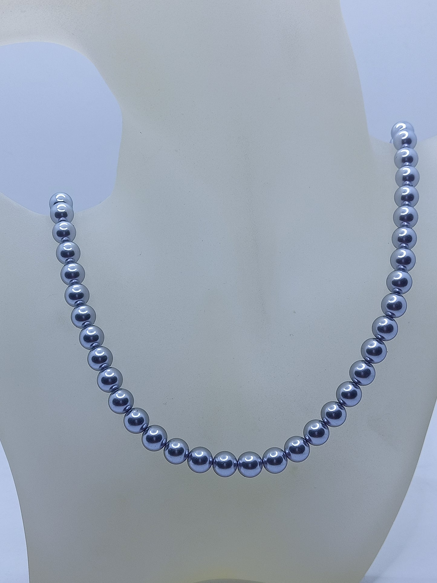 Decent Royal Pearl Necklace (8mm)